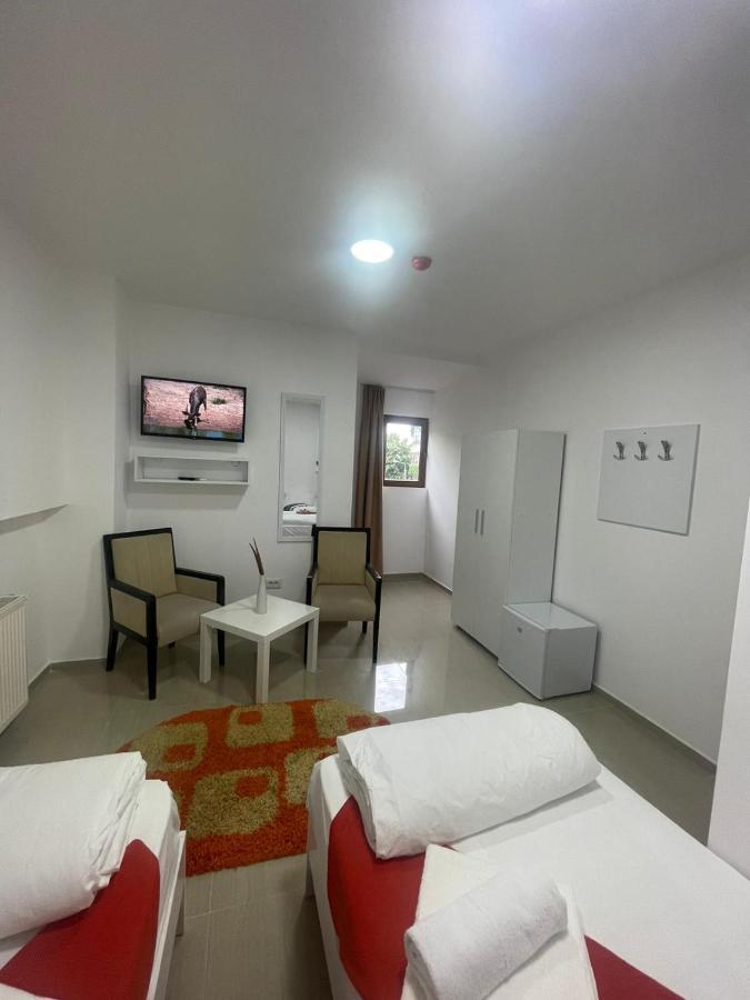 Hostel Tripoli Palace Bukarest Kültér fotó