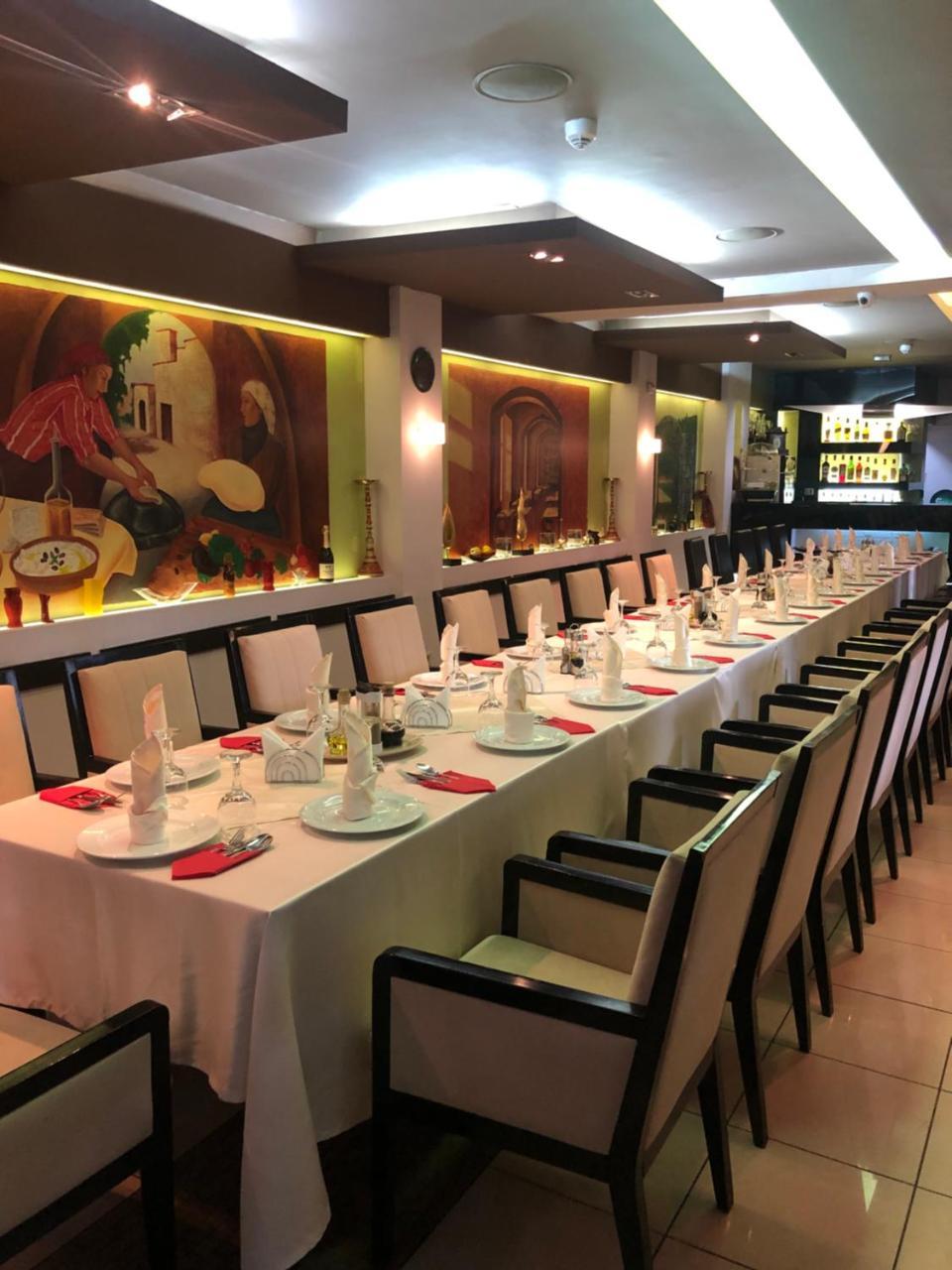 Hostel Tripoli Palace Bukarest Kültér fotó